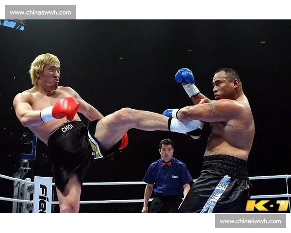 MMA金牙疯马激烈对决视频全程回放 重磅赛事精彩瞬间再现